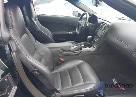 2007 Chevrolet Corvette из США, поврежденный, VIN 1G1YY25UX75104889